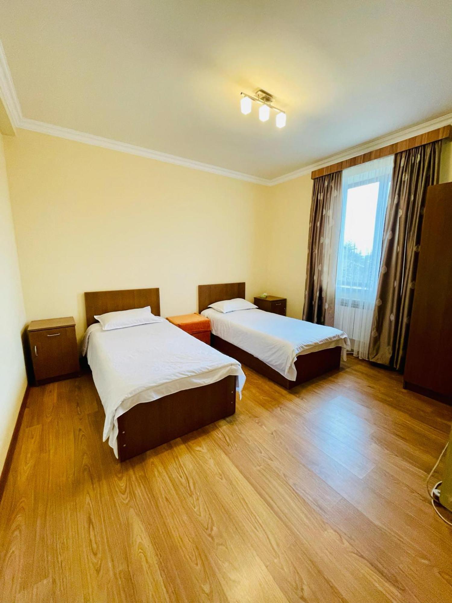 Hotel Zartonq Tat'ev Habitación foto