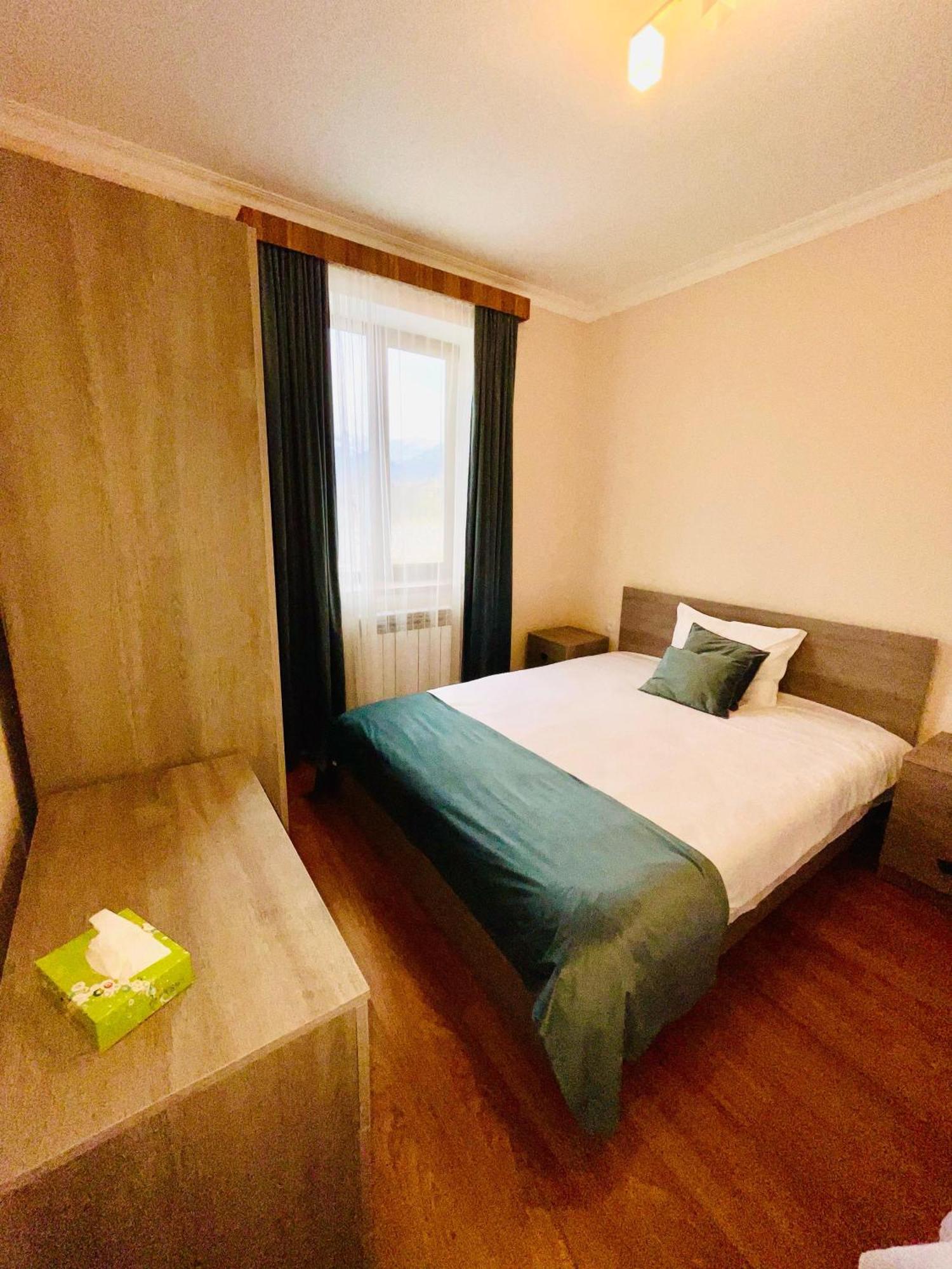 Hotel Zartonq Tat'ev Habitación foto